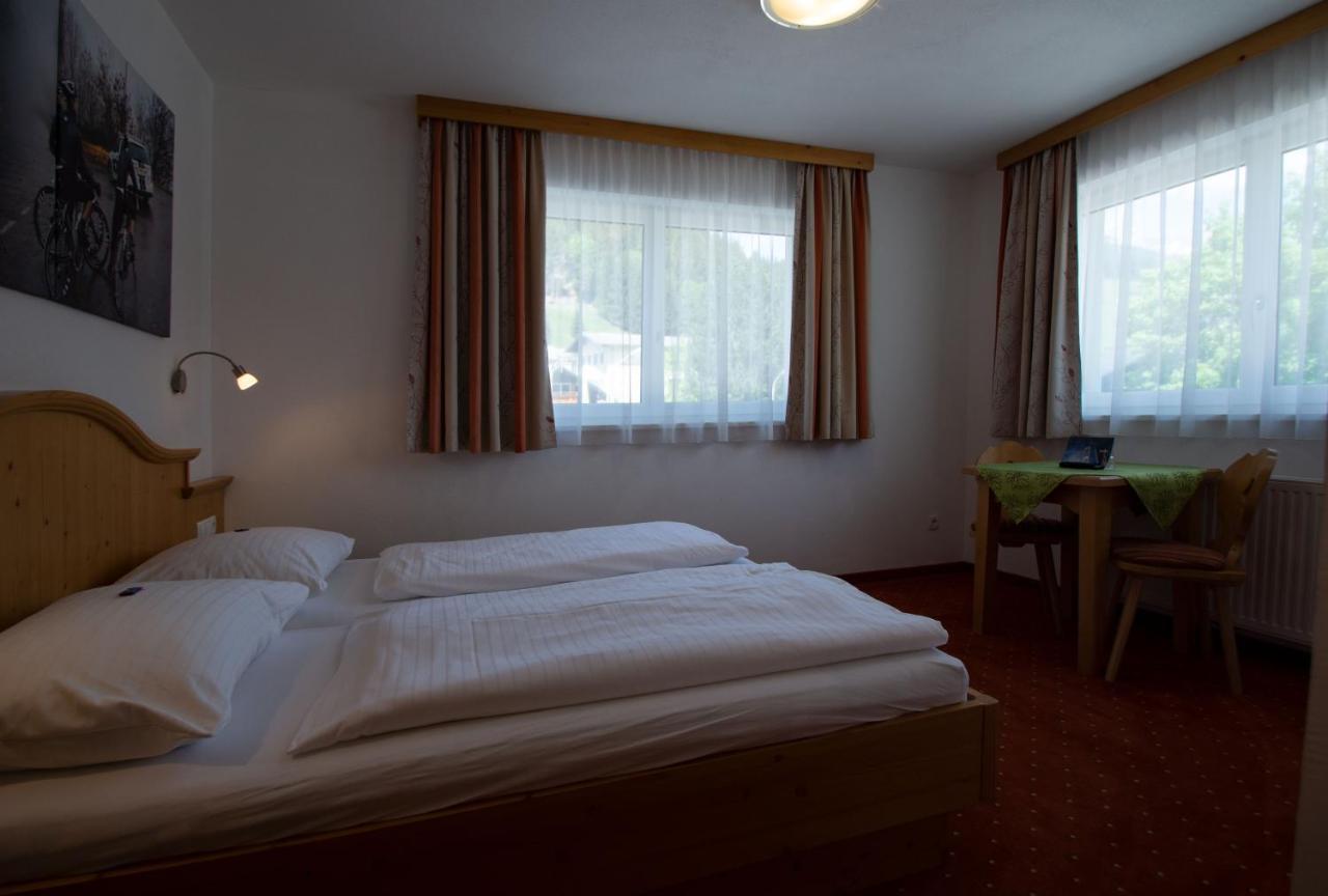 Hotel Essl In Filzmoos Esterno foto