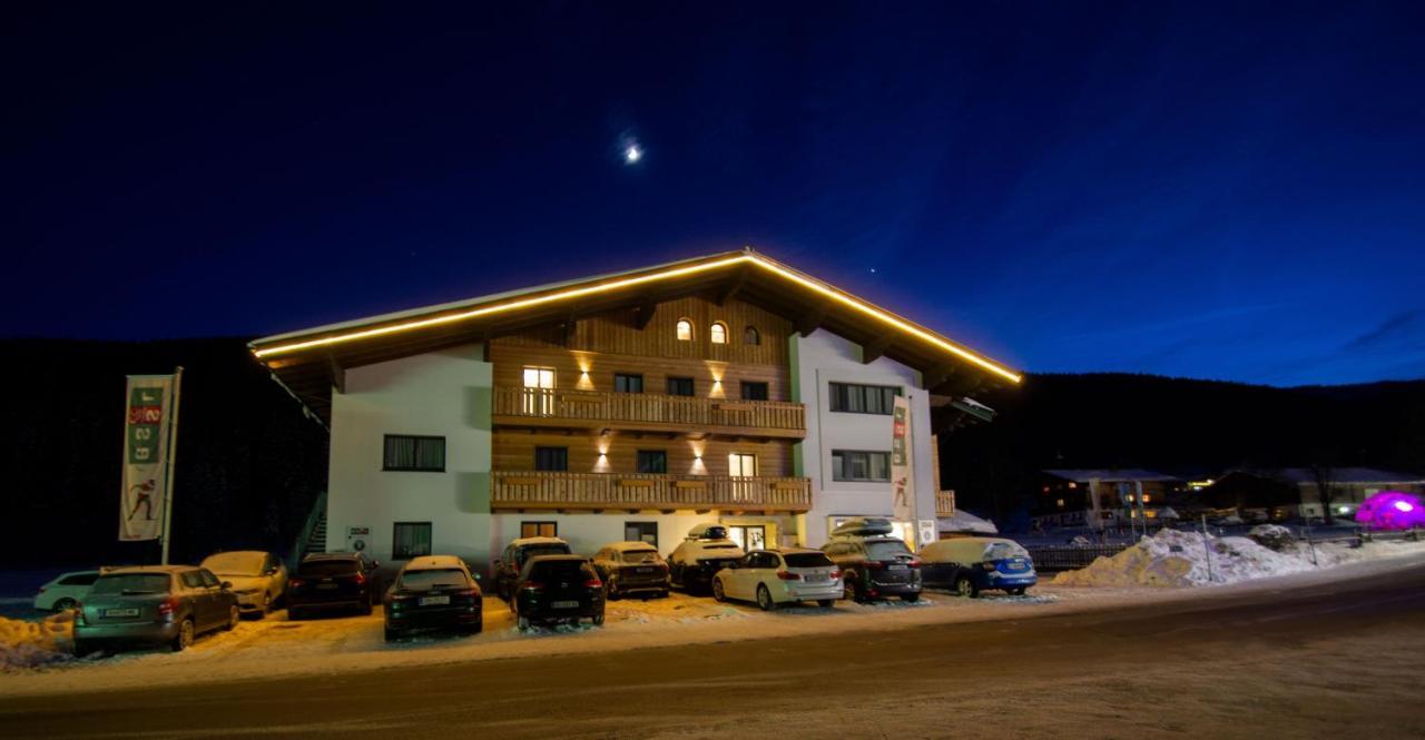 Hotel Essl In Filzmoos Esterno foto